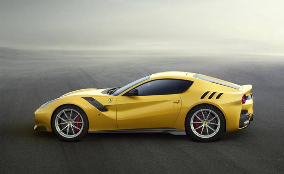 Il centro stile Ferrari ha lavorato per coniugare linee sensuali  e funzionalit